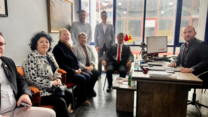CHP EDİRNE MERKEZ İLÇE BAŞKANI AKGÜNGÖR VE YÖNETİMİNDEN GAZETEMİZE ZİYARET